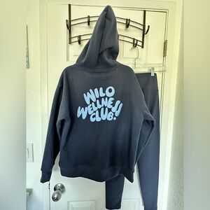 Wilo The Label Wellness Club Hoodie Navy with Light Blue Logo-Ribbed Legging XS